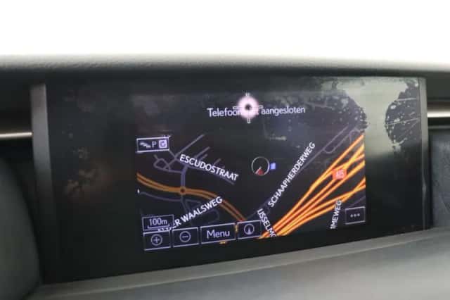 Lexus IS (2014) thumbnail 6