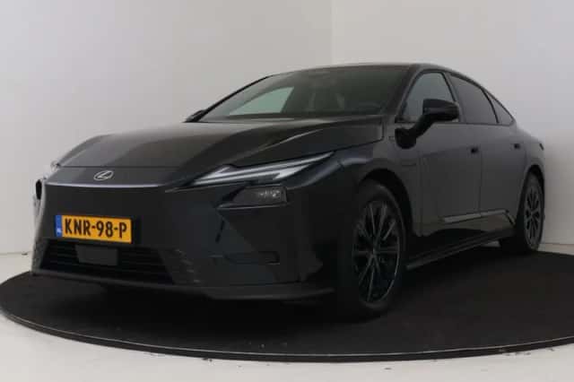 Lexus ES (2026) thumbnail 1