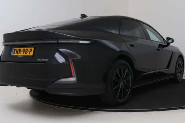Lexus ES (2026) thumbnail 2