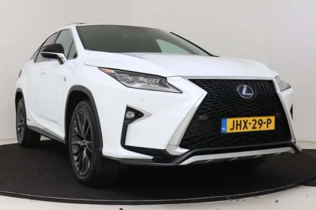 Lexus RX (2017) thumbnail 15