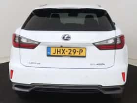 Lexus RX (2017) thumbnail 25