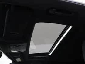 Lexus RX (2017) thumbnail 37