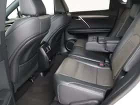 Lexus RX (2017) thumbnail 38