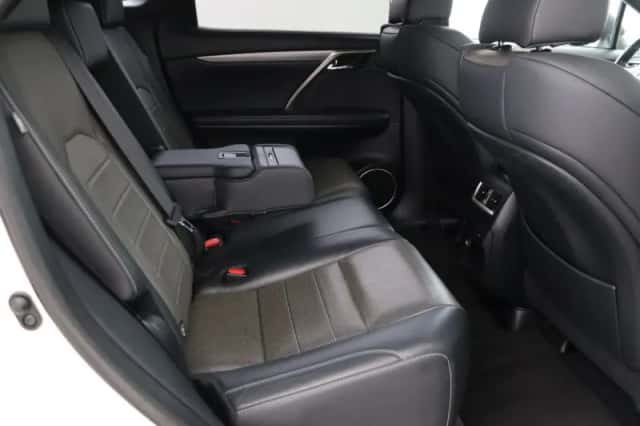 Lexus RX (2017) thumbnail 45