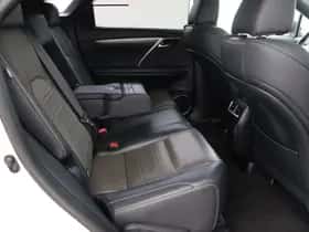 Lexus RX (2017) thumbnail 45
