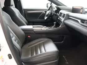 Lexus RX (2017) thumbnail 48