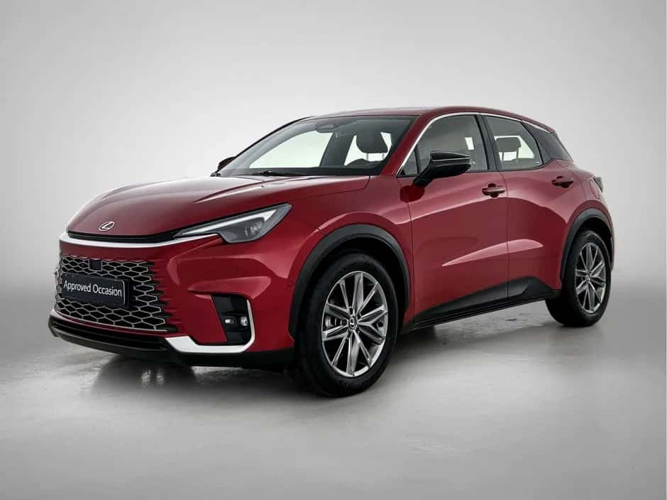 Lexus LBX (2024) — foto 1