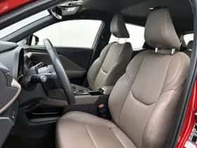 Lexus LBX (2024) thumbnail 15