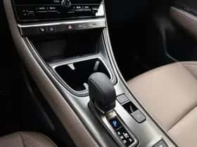 Lexus LBX (2024) thumbnail 10