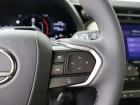 Lexus LBX (2026) thumbnail 17