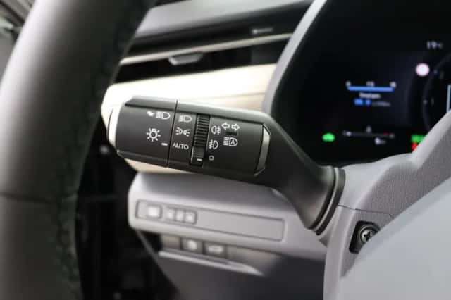Lexus LBX (2026) thumbnail 18