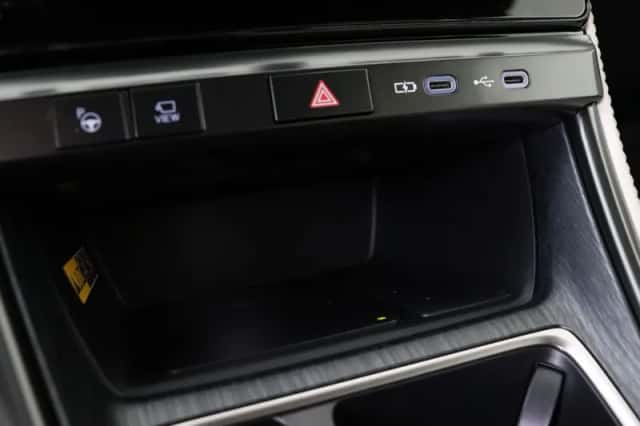 Lexus LBX (2026) thumbnail 23