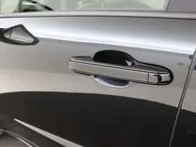 Lexus LBX (2026) thumbnail 4
