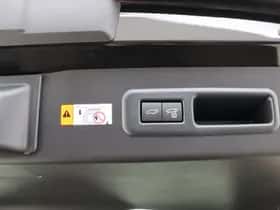 Lexus LBX (2026) thumbnail 36