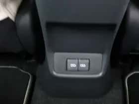 Lexus LBX (2026) thumbnail 38