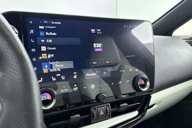 Lexus NX (2024) thumbnail 20