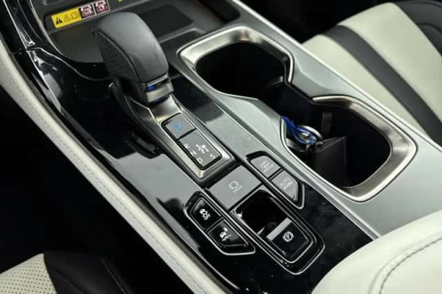 Lexus NX (2024) thumbnail 6