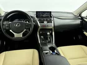 Lexus NX (2021) thumbnail 4