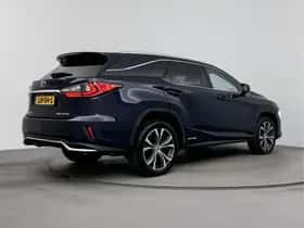 Lexus RX (2019) thumbnail 2