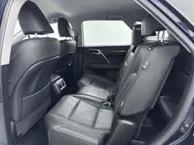 Lexus RX (2019) thumbnail 12