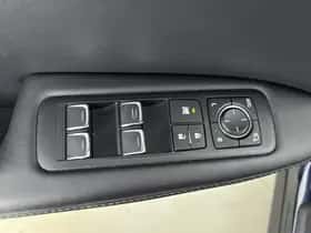 Lexus RX (2019) thumbnail 18
