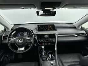 Lexus RX (2019) thumbnail 4