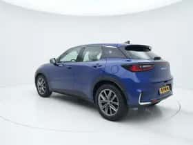 Lexus LBX (2025) thumbnail 4