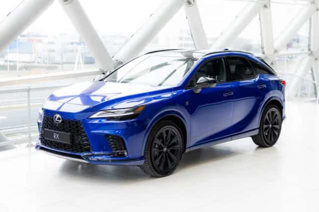 Lexus RX (2024)