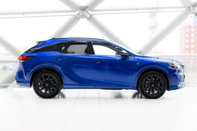 Lexus RX (2024) thumbnail 12