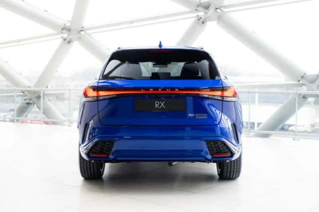 Lexus RX (2024) thumbnail 14