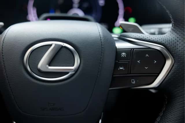 Lexus RX (2024) thumbnail 19