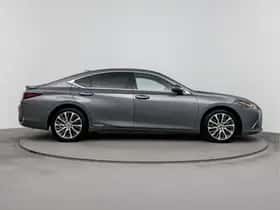 Lexus ES (2021) thumbnail 11