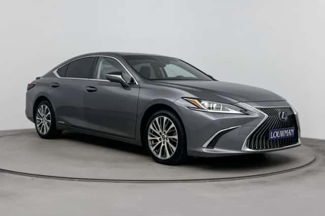 Lexus ES (2021) thumbnail 12