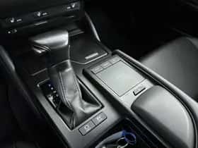 Lexus ES (2021) thumbnail 14