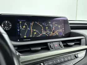 Lexus ES (2021) thumbnail 25