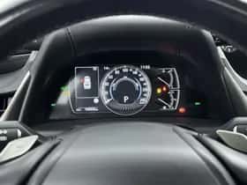 Lexus ES (2021) thumbnail 4
