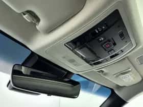 Lexus ES (2021) thumbnail 7