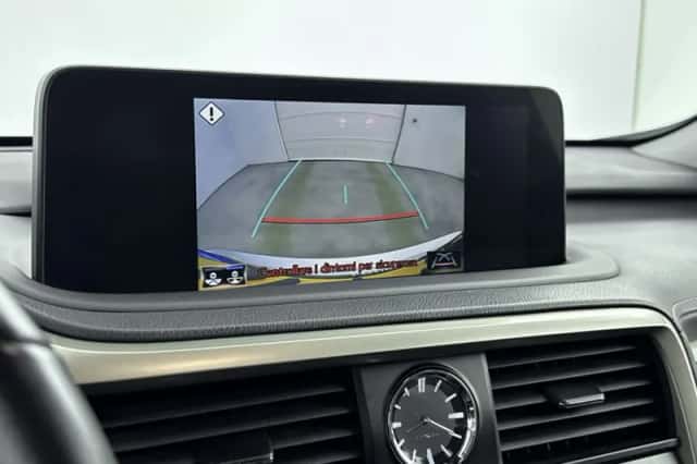 Lexus RX (2022) thumbnail 11