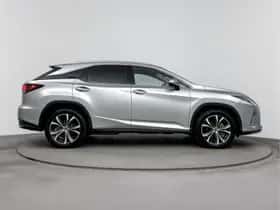 Lexus RX (2022) thumbnail 14