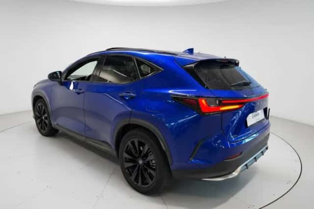 Lexus NX (2024) thumbnail 4