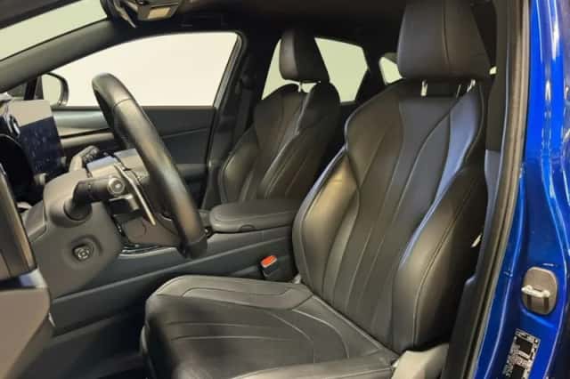 Lexus NX (2024) thumbnail 5