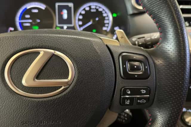 Lexus NX (2020) thumbnail 11