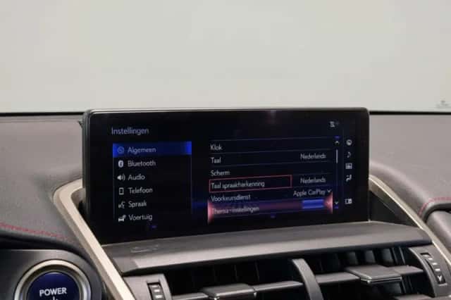 Lexus NX (2020) thumbnail 14