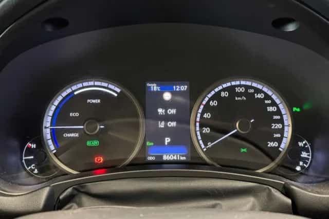 Lexus NX (2020) thumbnail 9