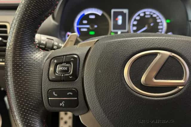 Lexus NX (2020) thumbnail 10