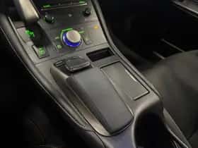 Lexus CT (2019) thumbnail 13
