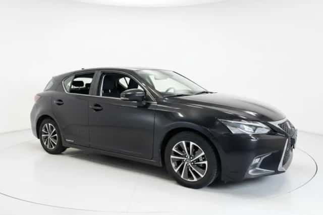 Lexus CT (2019) thumbnail 3