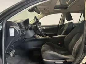 Lexus CT (2019) thumbnail 6