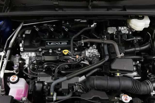 Lexus LBX (2024) thumbnail 27
