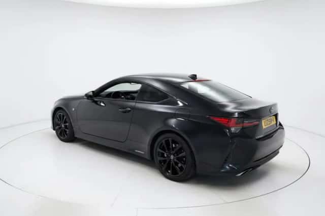 Lexus RC (2020) thumbnail 4